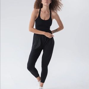 Imbodhi Bodhi jumper